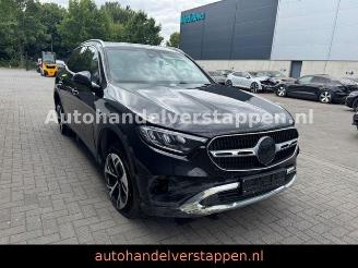damaged passenger cars Mercedes GLC 200 d 4Matic Avantgarde AHK Burmeister 2025/9