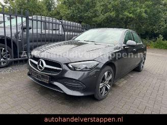 uszkodzony samochody osobowe Mercedes C-klasse  2023/11