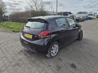 Autoverwertung Peugeot 208 1.2 12v 2016/9