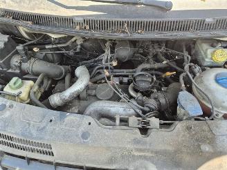 Volkswagen Transporter 2.5 TDi picture 8