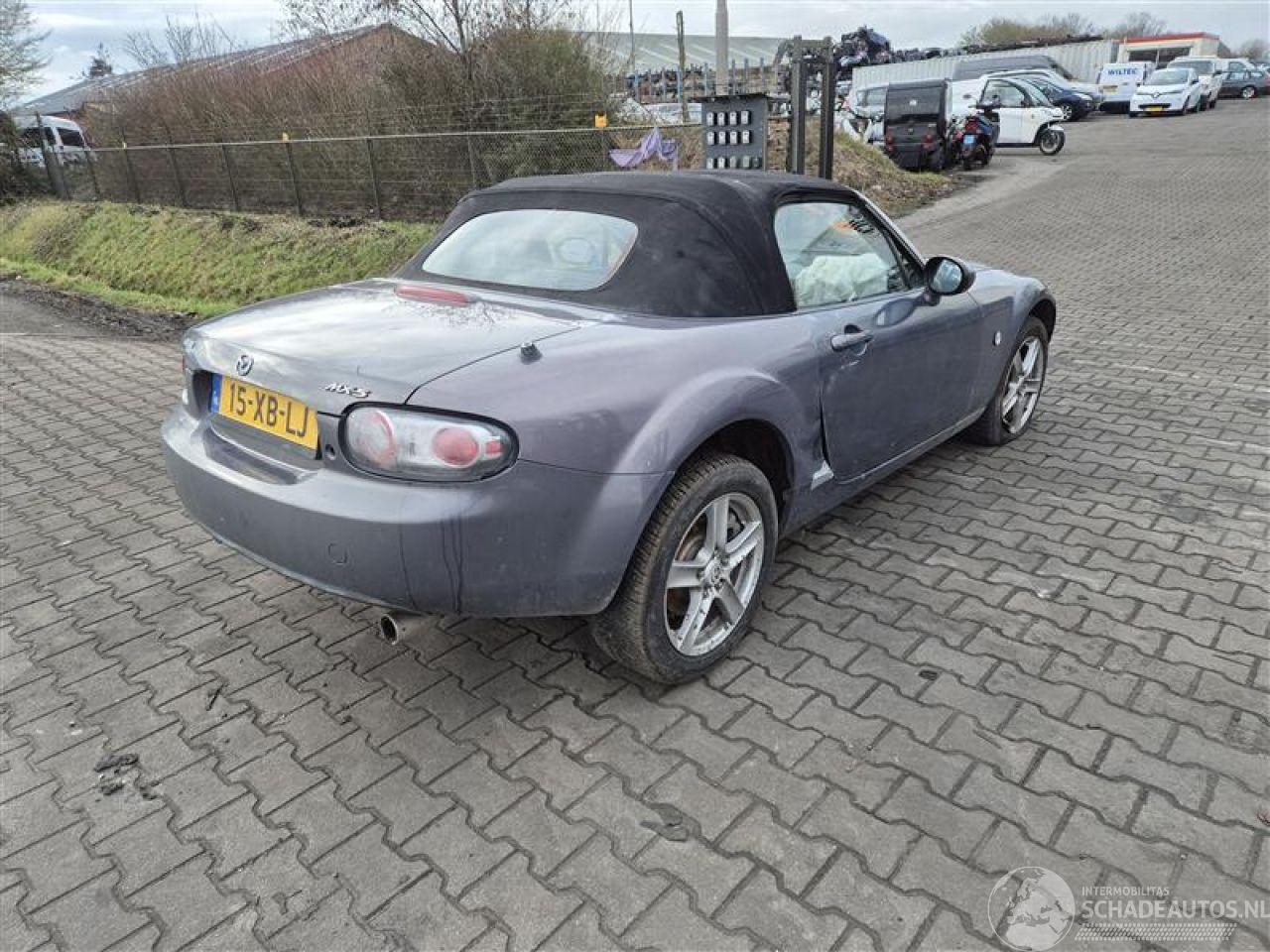 Mazda MX-5 1.8 16v
