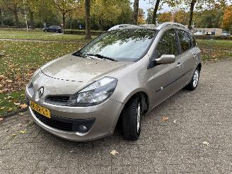 Vrakbiler auto Renault Clio  2008/1