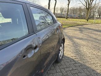 Kia Rio  picture 17