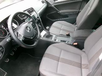 Volkswagen Golf 1.2 -5 Drs Allstar picture 27
