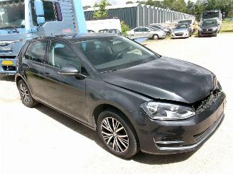 Volkswagen Golf 1.2 -5 Drs Allstar picture 3