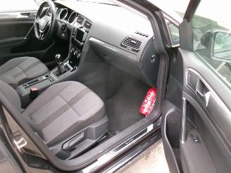 Volkswagen Golf 1.2 -5 Drs Allstar picture 28