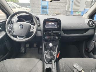 Renault Clio 0.9 TCe Limited picture 16