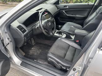 Honda Accord 2.0i Executive picture 13