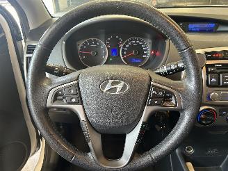 Hyundai I-20 1.2i Go! Plus picture 16