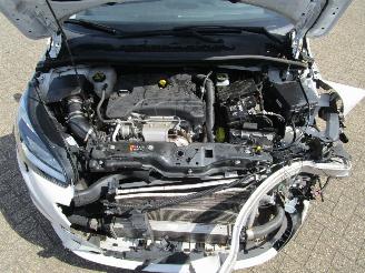 Opel Corsa-E 1.0 Turbo 120 Jaar Edition picture 22