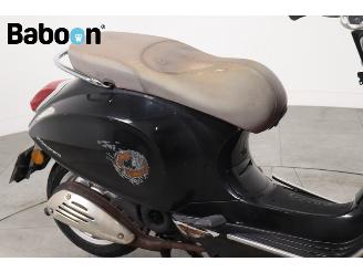 Vespa  Primavera 25KM picture 10