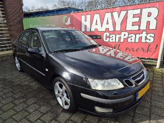 krockskadad bil bedrijf Saab 9-3 2.0T vector 2004/1