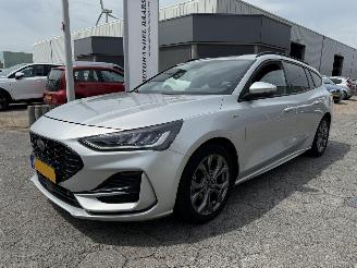 Schadeauto Ford Focus 1.0 EcoBoost Hybrid ST Line X 2022/9