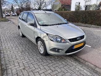 Autoverwertung Ford Focus 1.8-16V 2009/10