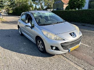 Démontage voiture Peugeot 207 1.4-16V 2011/2