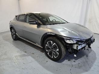 Vaurioauto  passenger cars Kia EV6 Plus 77.4 kWh 2023/12