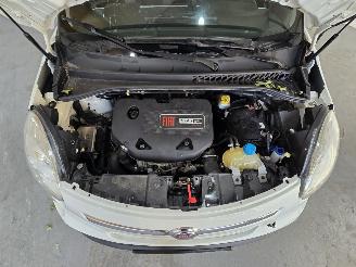 Fiat 500L 0.9 TwinAir Easy Eco picture 18