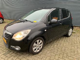 Opel Agila 1.0 12V MPV  Benzine 996cc 48kW (65pk) FWD 2008-04/2011-06  K10B; EURO4 picture 2