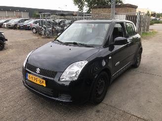 Suzuki Swift  picture 1