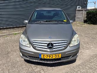 Mercedes B-klasse  picture 2
