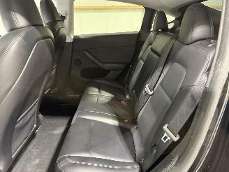 Tesla Model Y 75kWh Long Range 258kW AWD picture 33