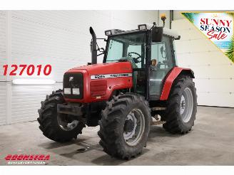 Uttjänta bilar auto Massey Ferguson 2008 6245 BY 2003 5140 hrs 2003/6