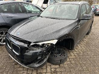 Schadeauto BMW X1 SDrive 2.0i Automaat  Executive 2013/6