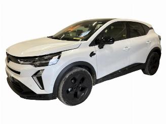 skadebil auto Renault Captur  2023/6