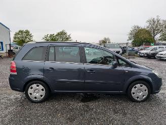 Opel Zafira 1.6 picture 5