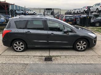 Coche accidentado Peugeot 308 16vti 88kW E5 SW Panodak 2012/4