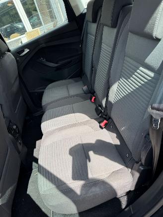 Ford C-Max 1.0 Titanium picture 19