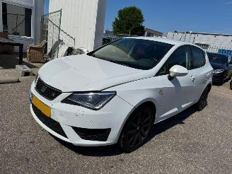 krockskadad bil auto Seat Ibiza 1.0 EcoTSI FR Connect 2017/2