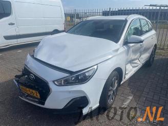Vrakbiler auto Hyundai I-30 i30 Wagon (PDEF), Combi, 2017 1.0 T-GDI 12V 2019/3
