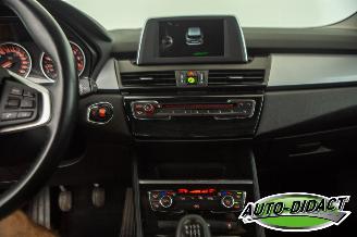 BMW 2-serie 216i Active Tourer Navi Clima Centennial High Executive picture 9