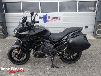 krockskadad bil motor Kawasaki Versys 650 2022/9