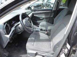 Volkswagen Golf Variant Life picture 7