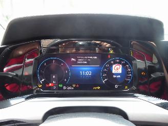 Volkswagen Golf Variant Life picture 10