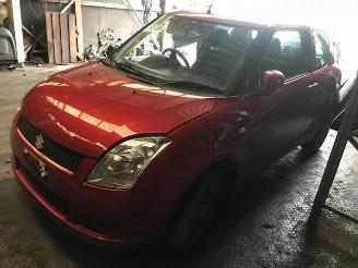 Vrakbiler auto Suzuki Swift BENZINE - 1300CC 2009/1