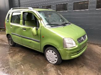 Sloopauto Opel Agila (A) MPV 2000 / 2007 1.2 16V MPV  Benzine 1.199cc 55kW (75pk) FWD 2003/9