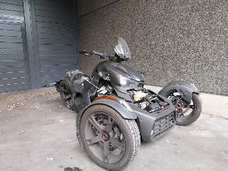 Uttjänta bilar motor Can-Am K 1200 S RYKER 2020/7