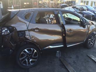 skadebil auto Renault Captur  2016/1