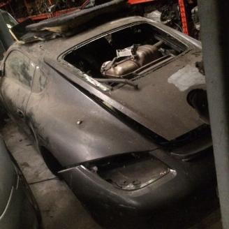 Porsche Cayman  picture 1