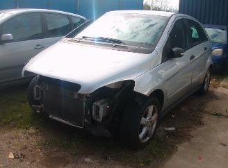 demontáž osobní automobily Mercedes B-klasse 200 2006/1