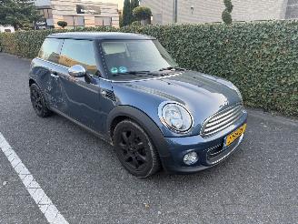 Mini  1.6 picture 2